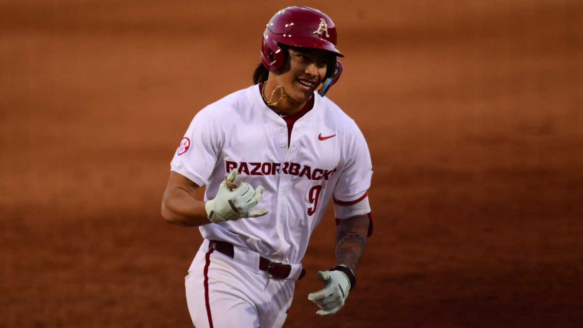 Arkansas out-slugs SEMO to win Fayetteville Regional opener