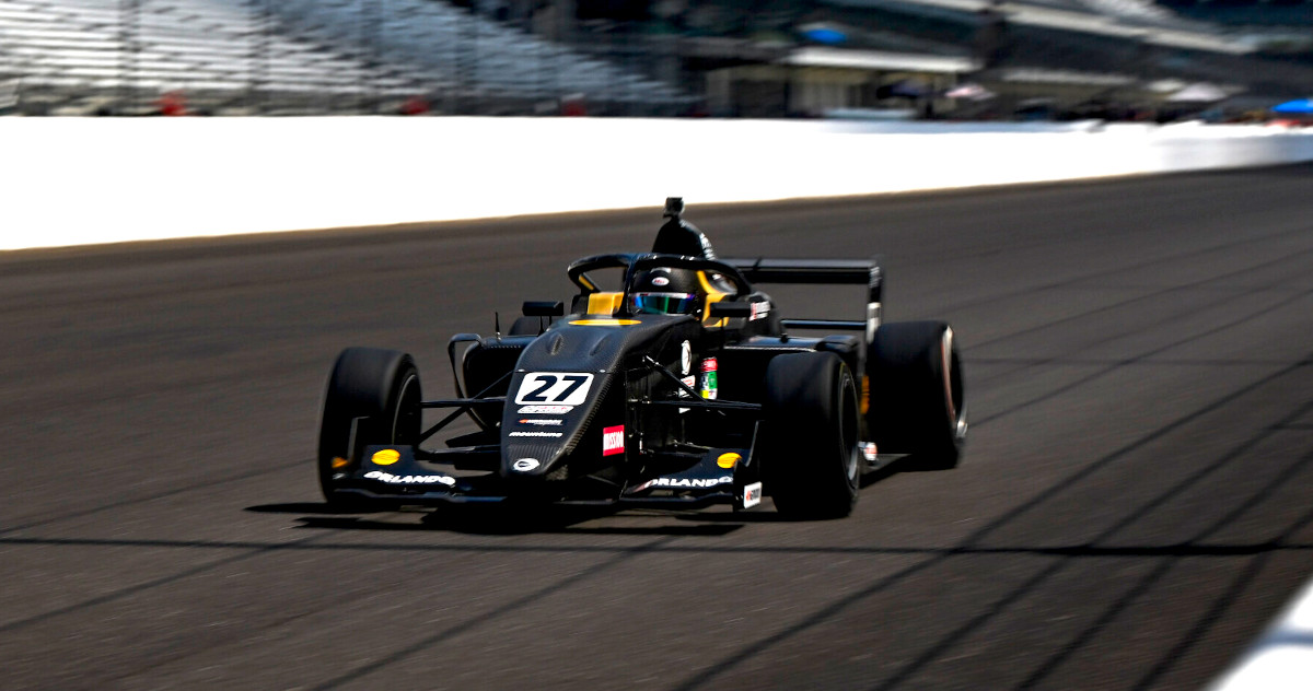 Woods-Toth grabs inaugural FR Americas pole at IMS