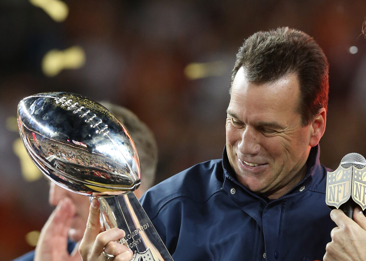 Gary Kubiak and Tom Jackson will serve as presenters for 2024 Hall of Fame class
