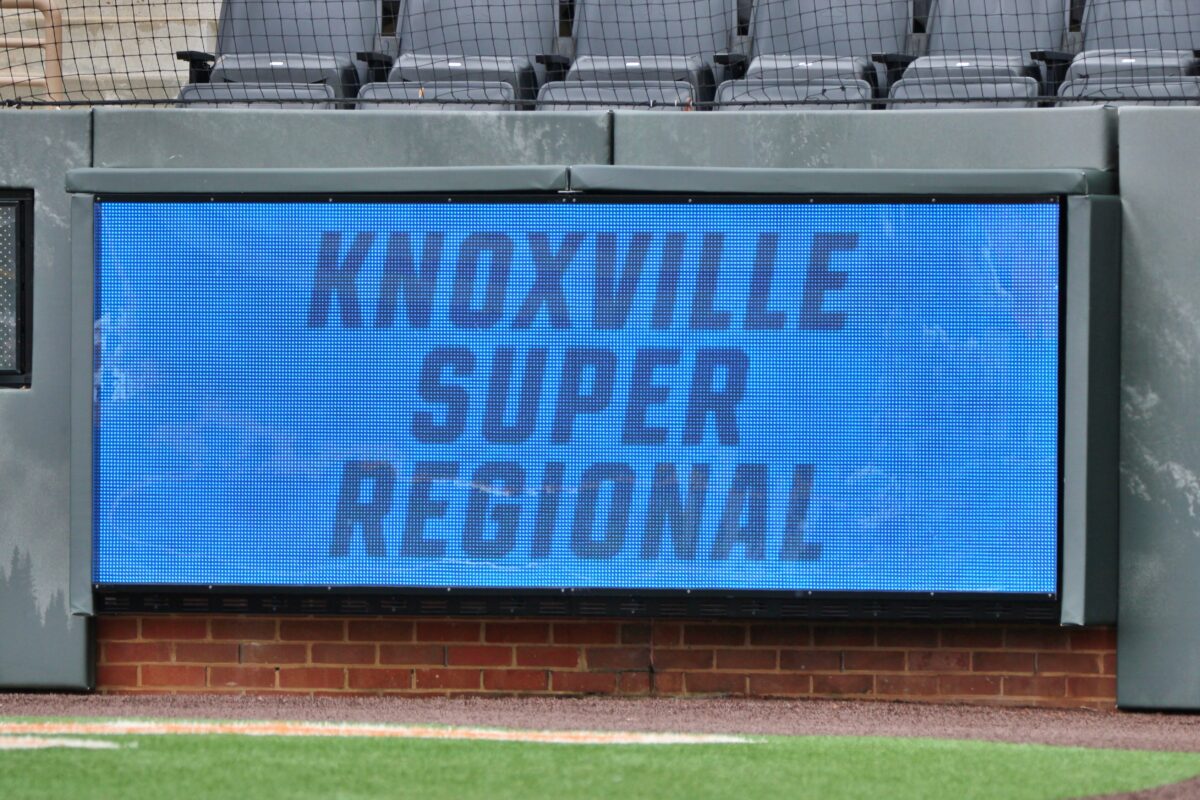 Vols announce uniform combination for Knoxville Super Regional finale