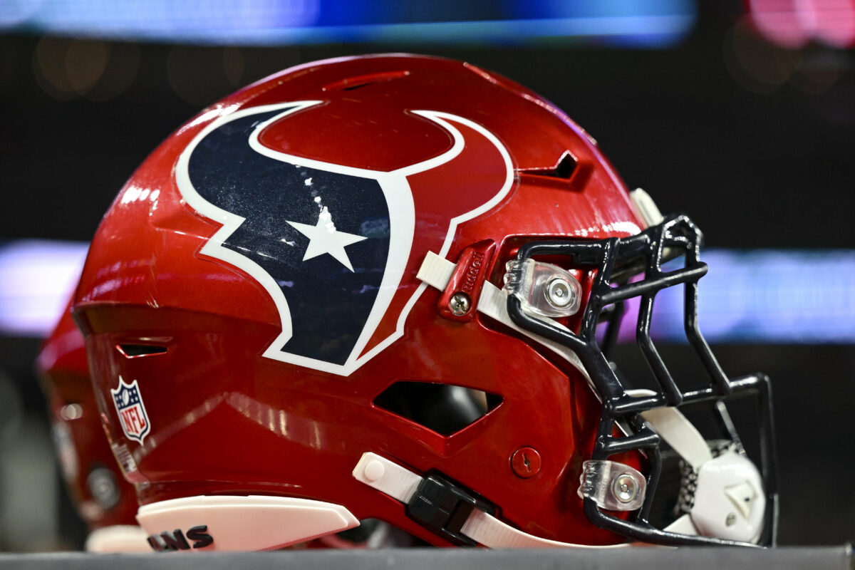 Report: Texans director of team development Dylan Thompson hired by Commanders