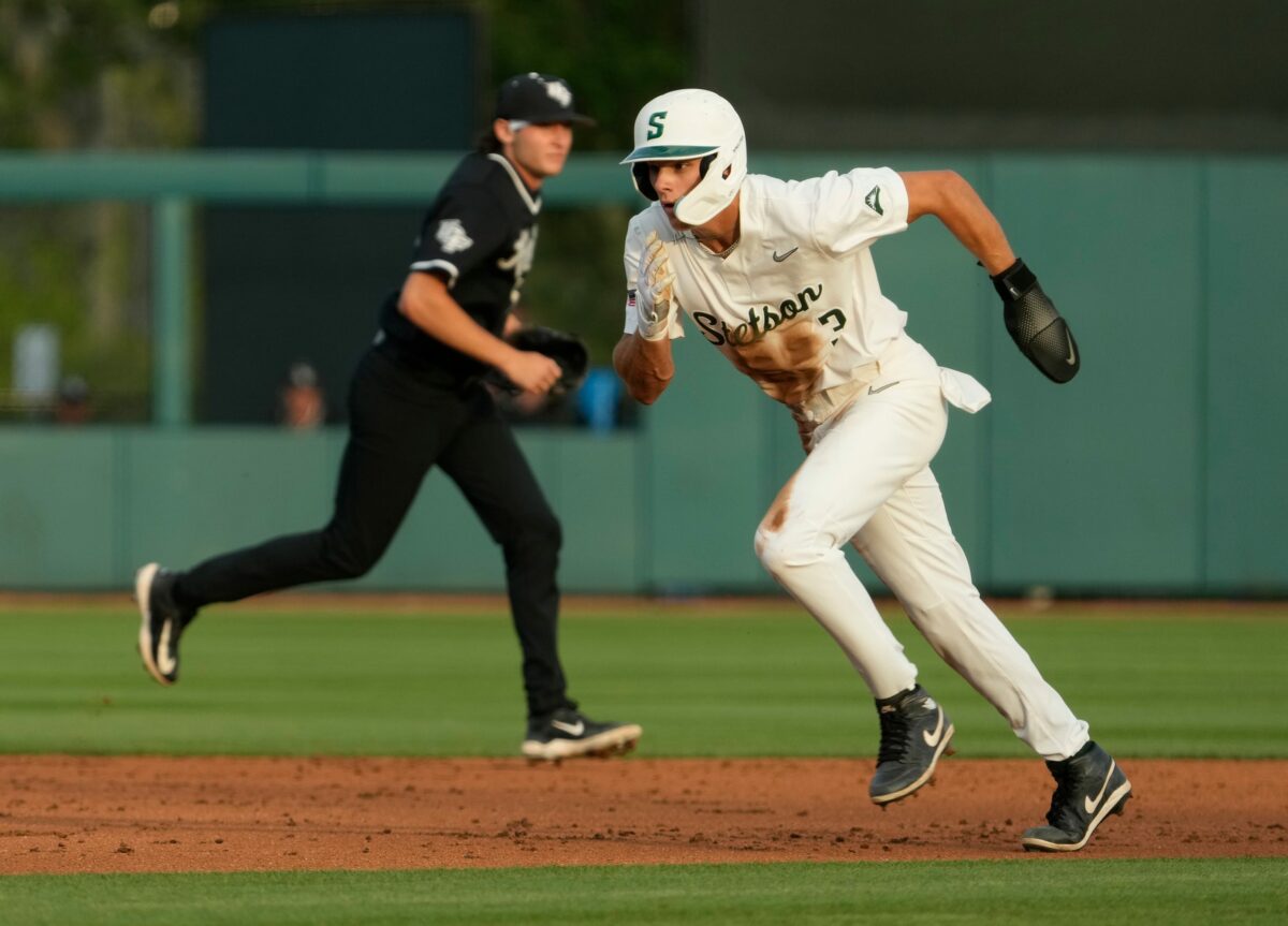 Stetson outfielder Kyle Jones commits to Florida baseball