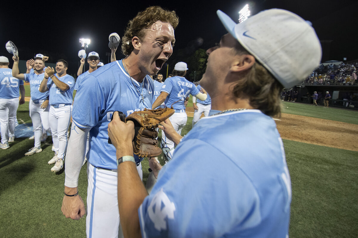 WATCH: Vance Honeycutt hits walk-off home run to beat West Virginia