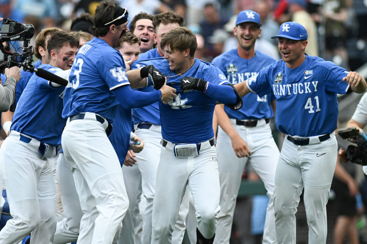 Where Kentucky finished in final 2024 USA TODAY Sports baseball coaches poll