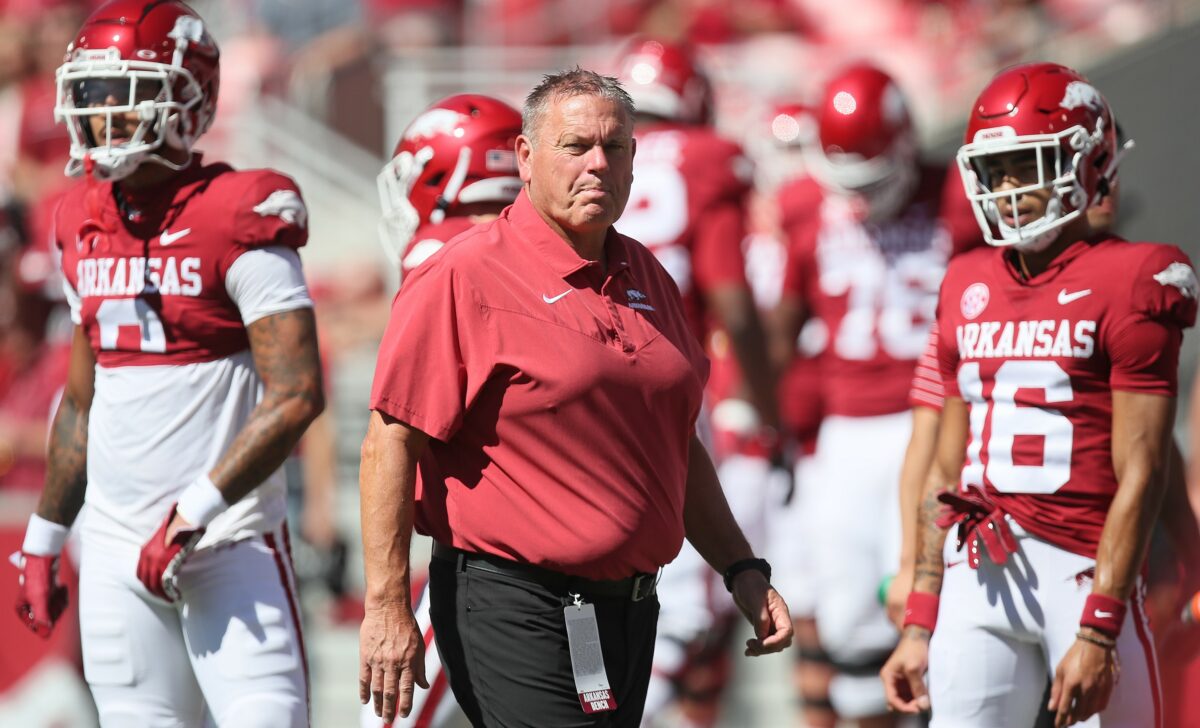 Arkansas flips offensive lineman commit from Baylor