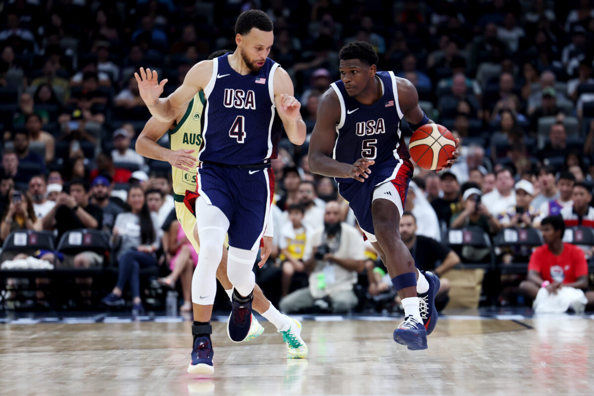 Watch: Steph Curry hits deep 3-pointer for Team USA vs. Australia