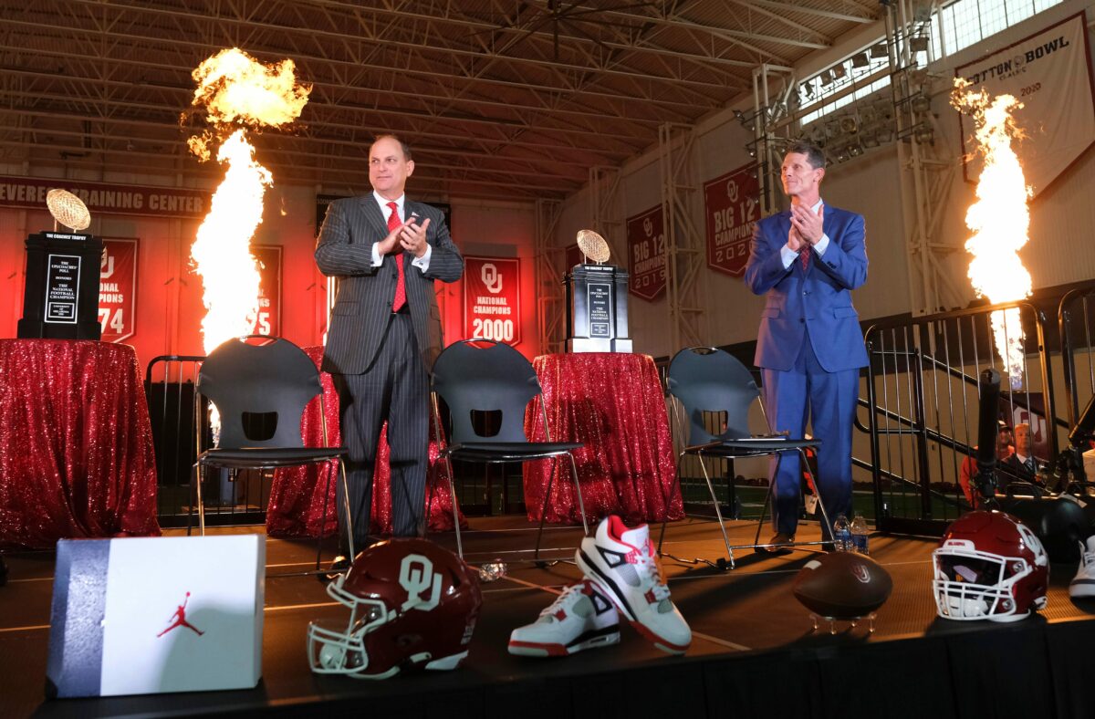 Oklahoma AD takes a jab at Lincoln Riley in ‘mic drop’ moment