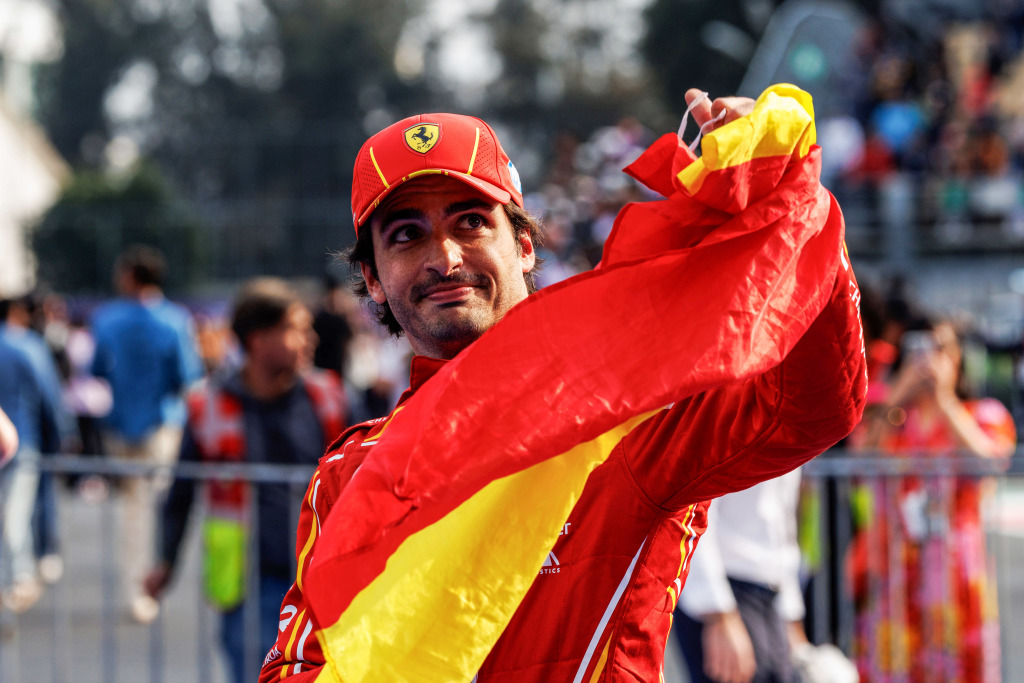 Mexico City GP win ‘extremely emotional’ for departing Sainz