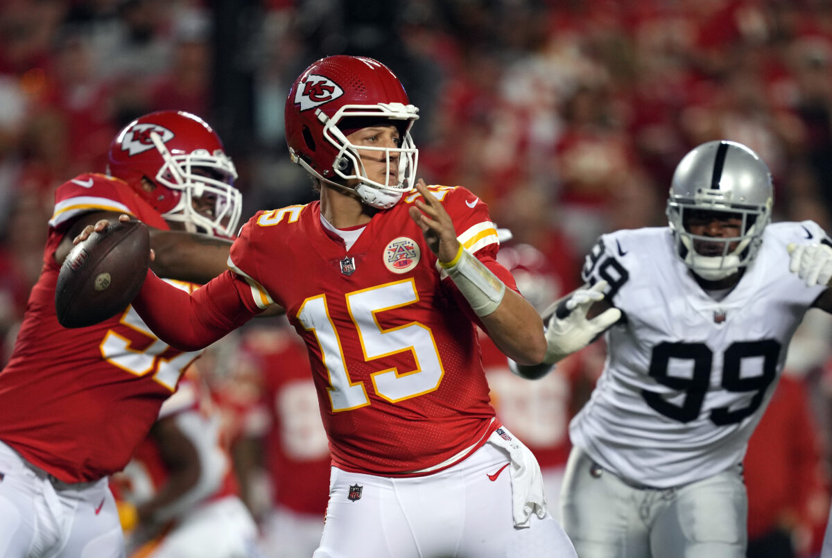 Explaining Chiefs use of Kermit Mahomes puppet controversy as motivation vs Raiders