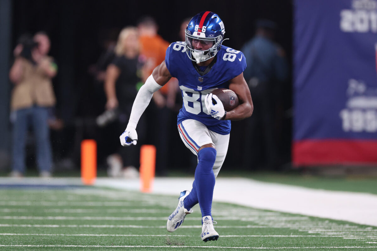 Report: Giants unlikely to trade Darius Slayton, Azeez Ojulari