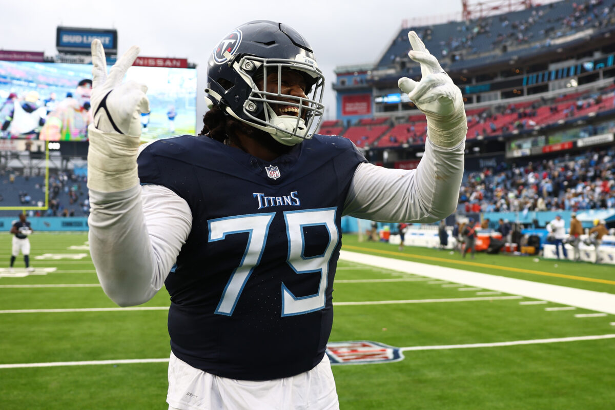 Titans sign three to active roster, place Jaelyn Duncan on IR