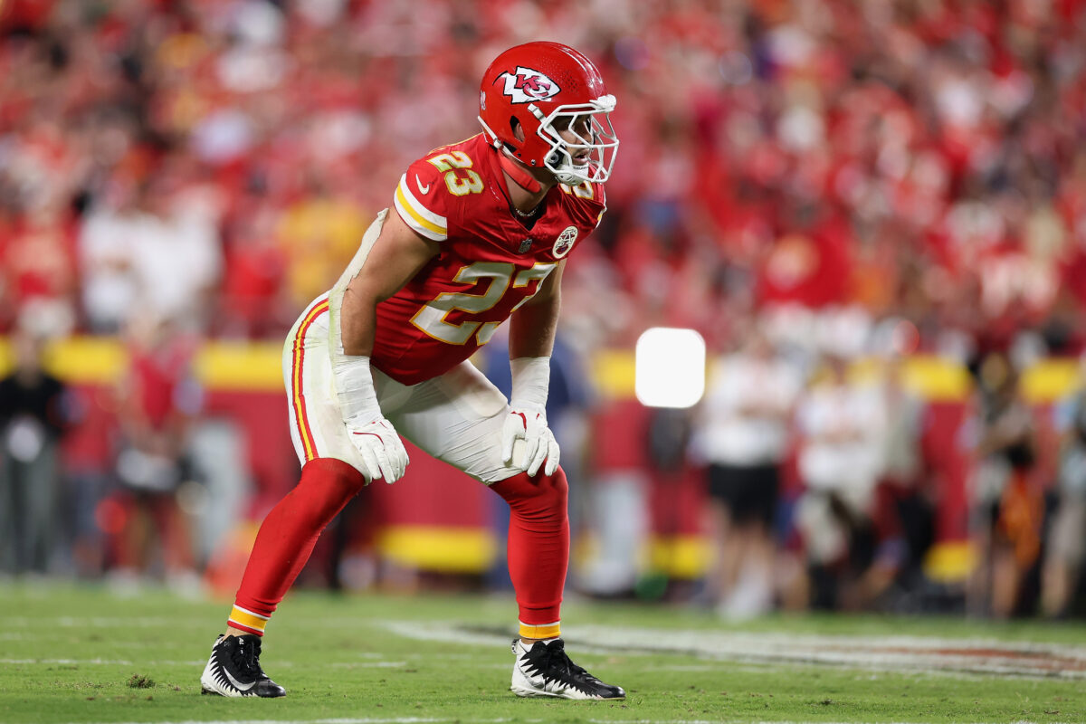 Chiefs vs. Raiders: LB Drue Tranquill recovers fumble in fourth quarter