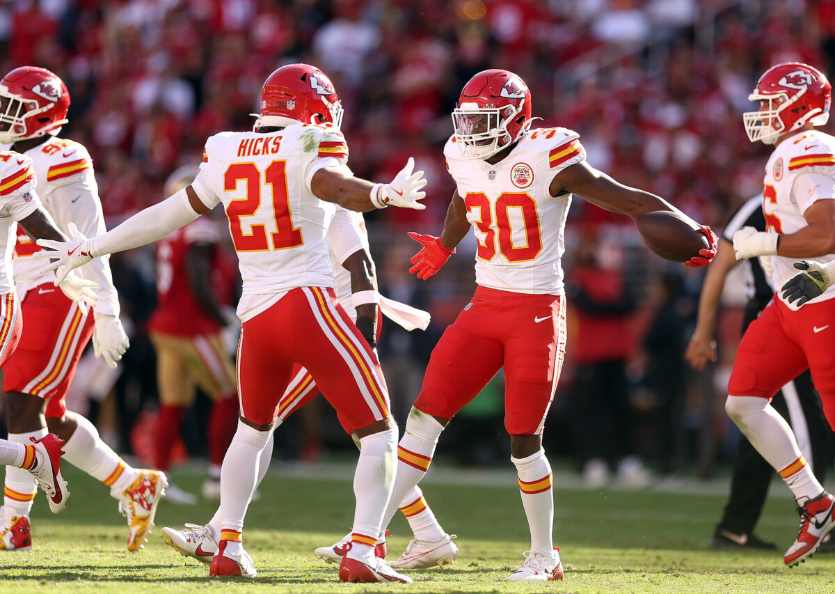 Chiefs DC Steve Spagnuolo praises rookie defensive back: ‘He’s earned playing time’