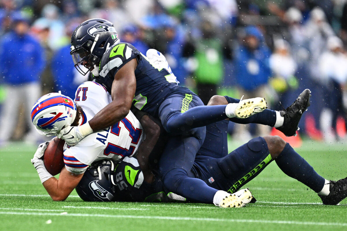 The Seahawks were fighting on their sideline during loss vs. Bills