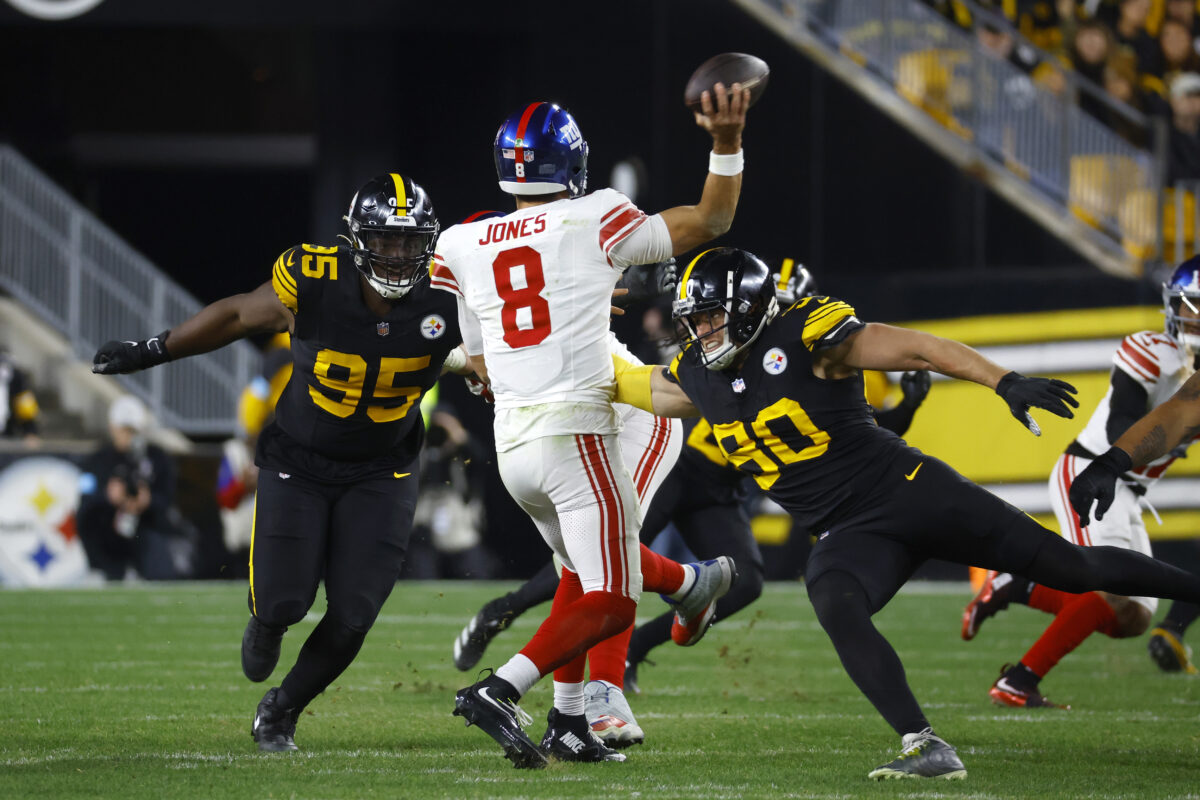 Giants’ Daniel Jones failed to adjust protection on T.J. Watt strip-sack