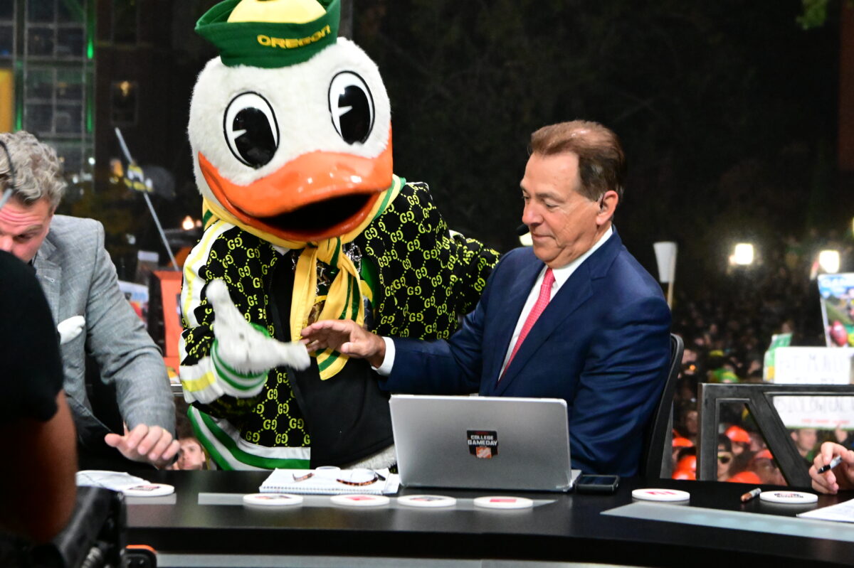 ESPN ‘College GameDay’ crew makes picks for Oregon Ducks vs. Illinois Fighting Illini