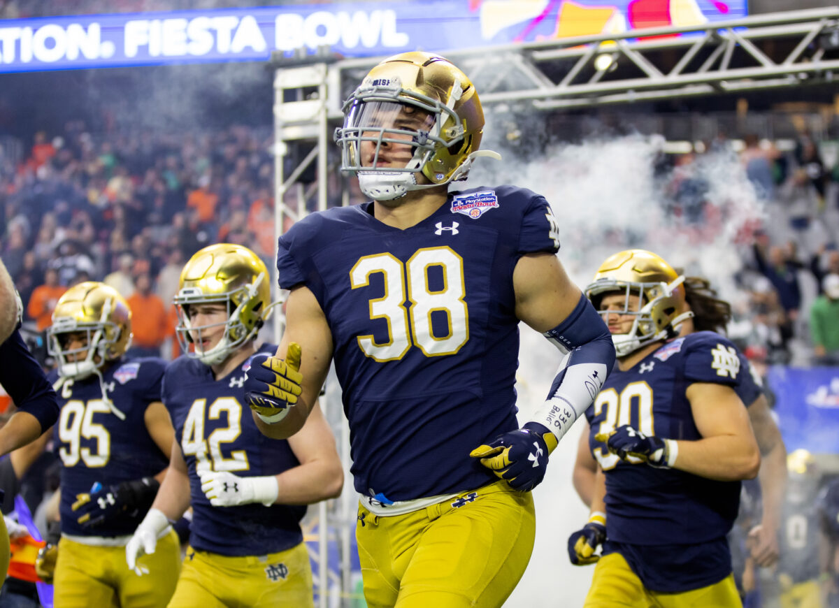 Notre Dame tight end writes a children’s book with help from Marcus Freeman