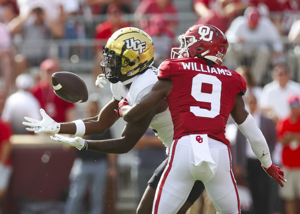 Oklahoma Sooners defensive back out for the season