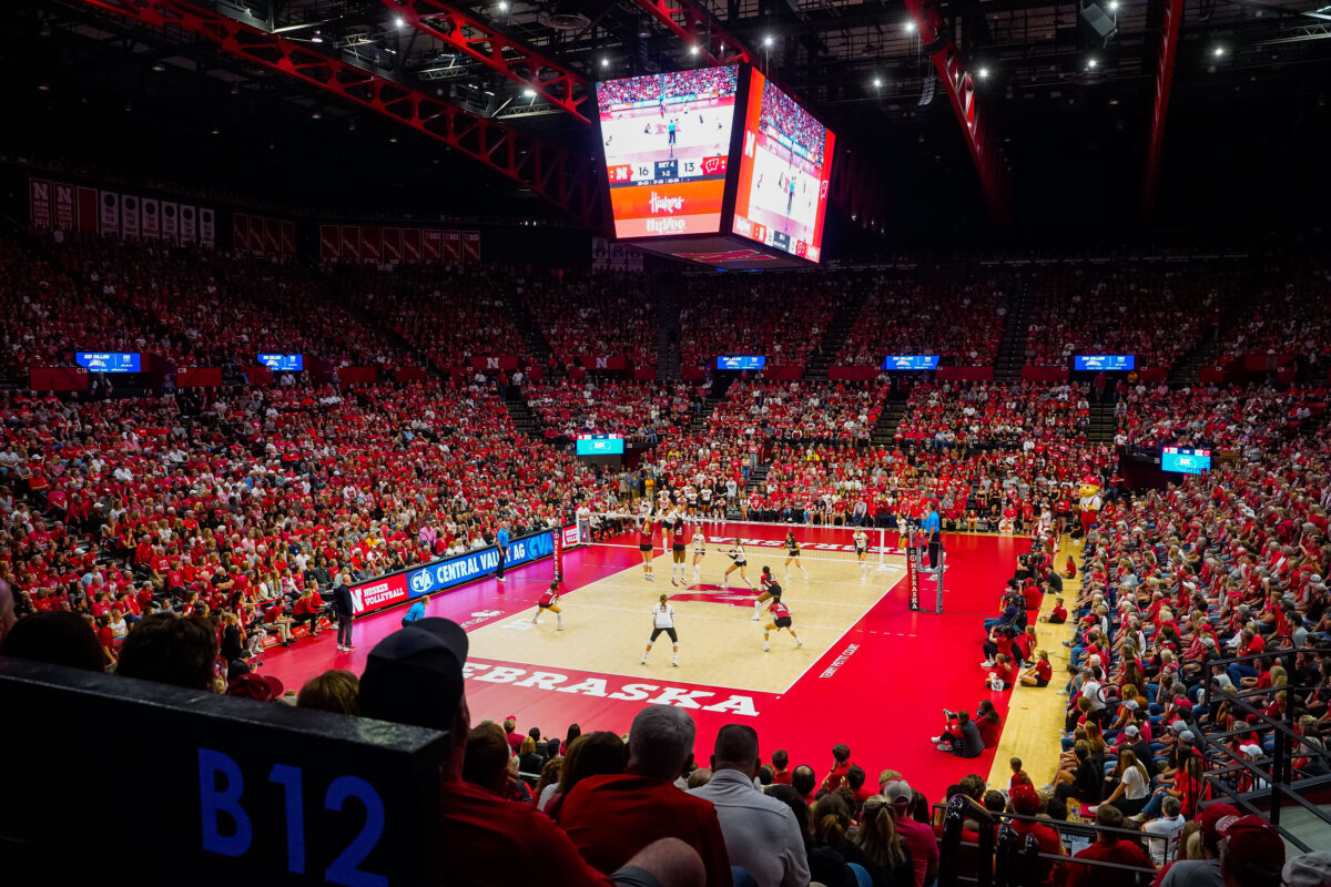 Nebraska volleyball looks to set attendance record next season