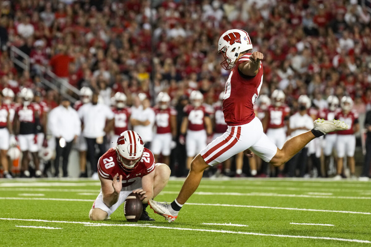 Wisconsin K Nathanial Vakos sets program record with 50-yard FG vs. Penn State