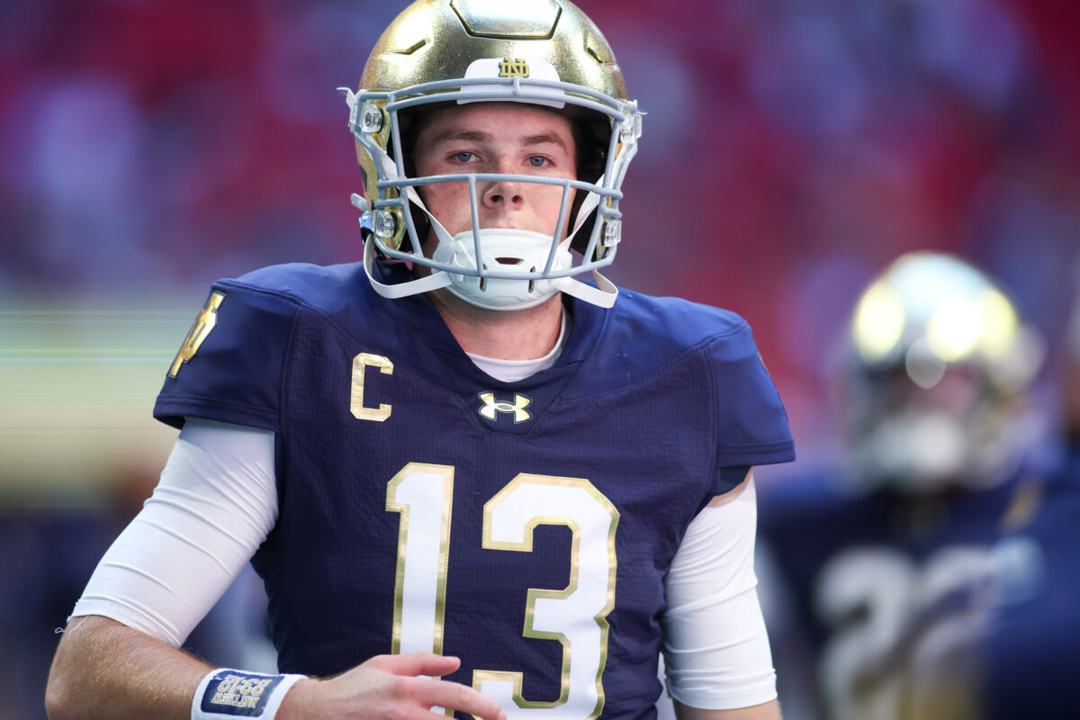 Notre Dame Week 9 highlight: Riley Leonard gets it started