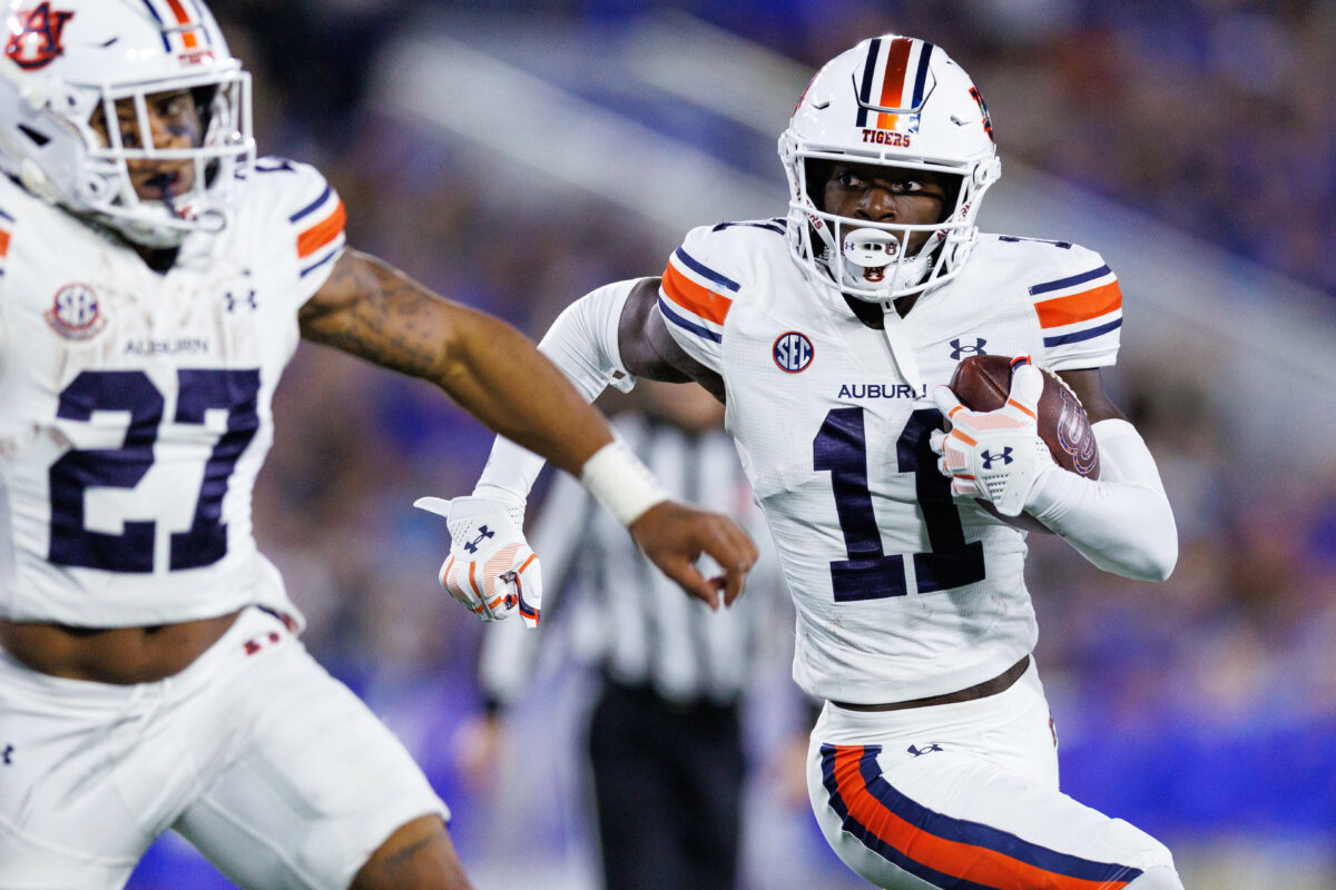 Auburn earns first SEC victory of the season against Kentucky