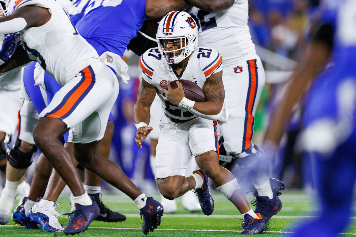 Jarquez Hunter named Doak Walker Award Running Back of the Week