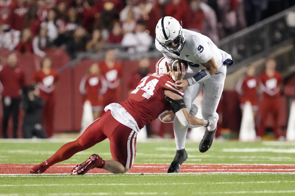 Wisconsin star safety surpasses career tackle milestone