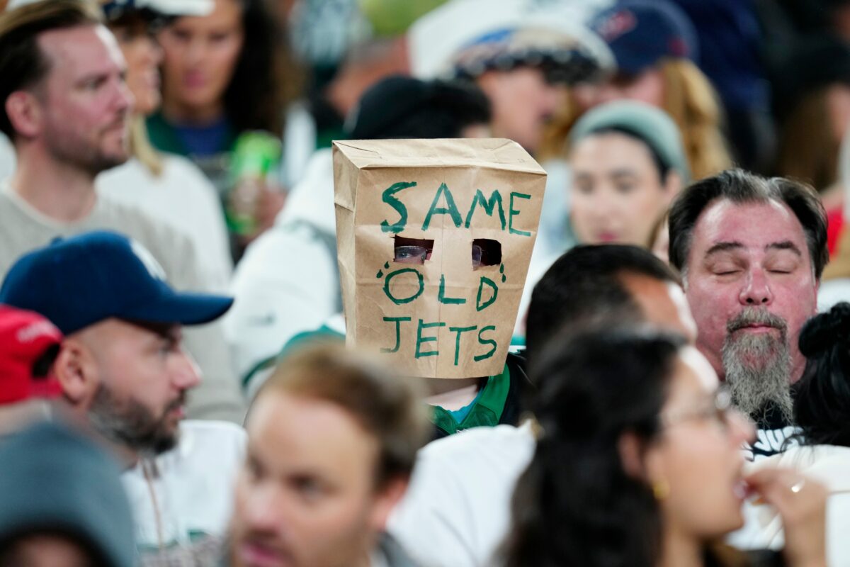 Scary Halloween for Woody Johnson: Jets fans chant ‘sell the team’