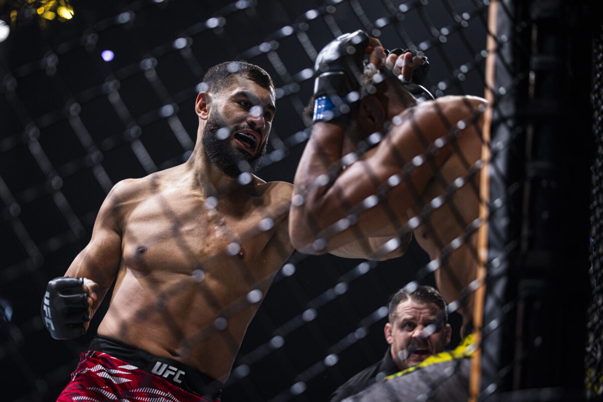 Ibo Aslan def. Rafael Cerqueira at UFC 308: Best photos from Abu Dhabi