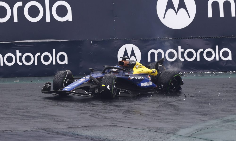 Albon out of Sao Paulo GP after qualifying crash