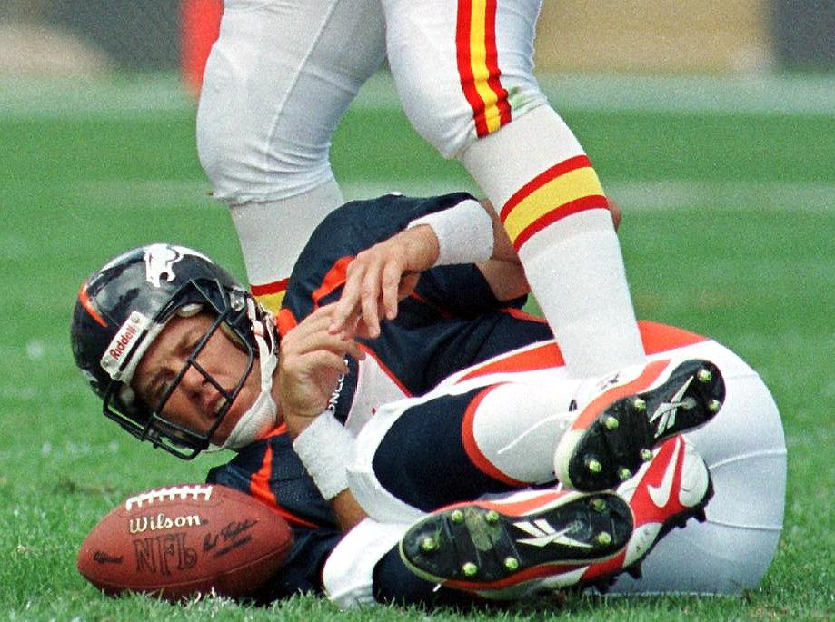 Chiefs vs. Broncos Week 10: How to watch, listen and stream