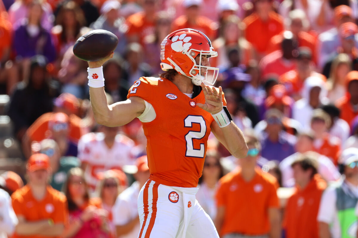 Clemson makes a small move up the latest College Football Playoff rankings