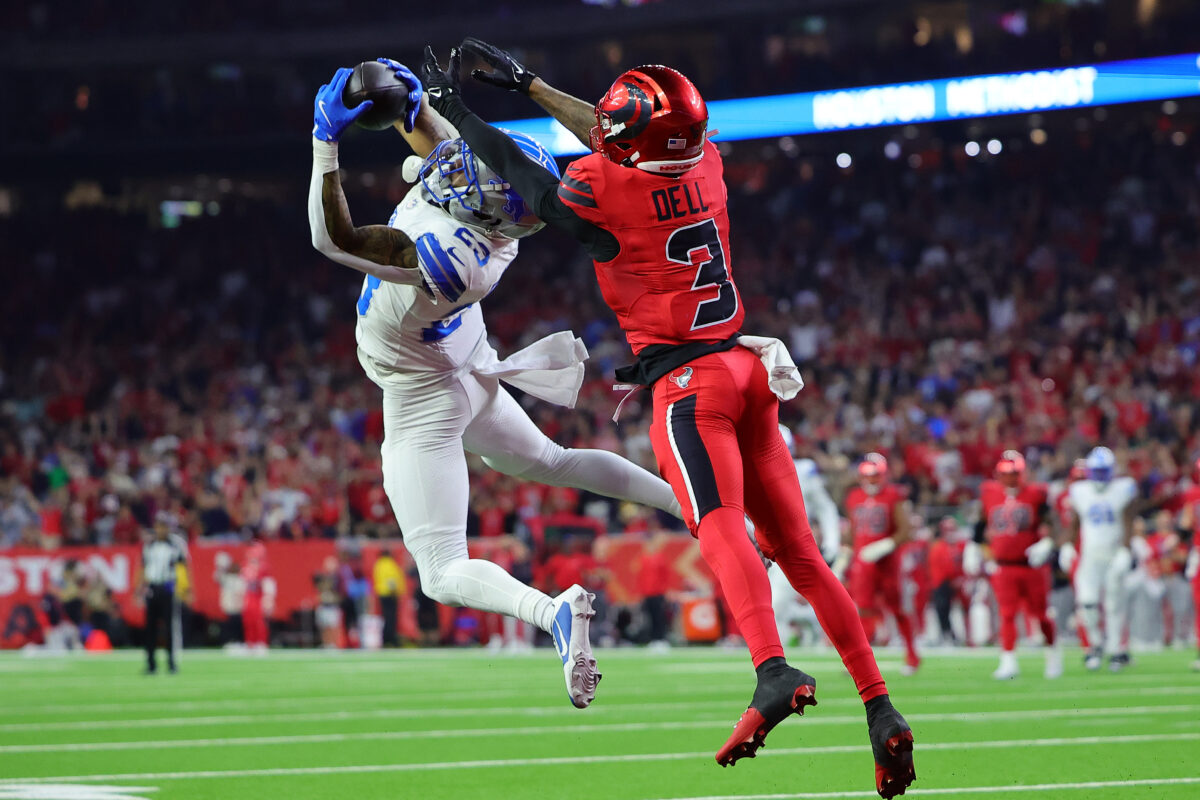 Carlton Davis tallies first multi-interception game of career