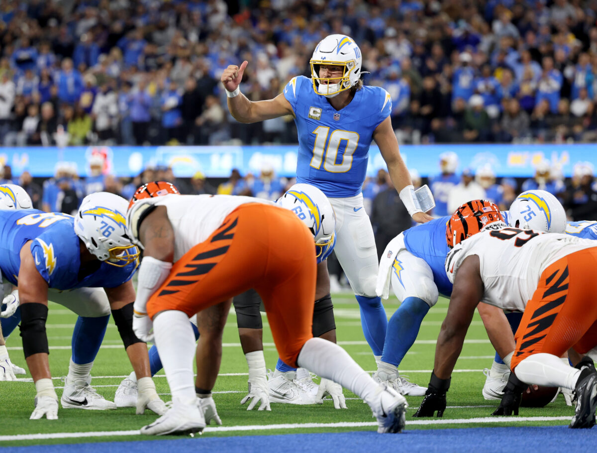 Chargers continue to climb in NFL power rankings after Week 11 win over Bengals