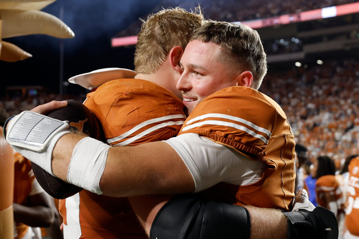 CBS Sportsline says Texas Longhorns 100% lock to make playoff