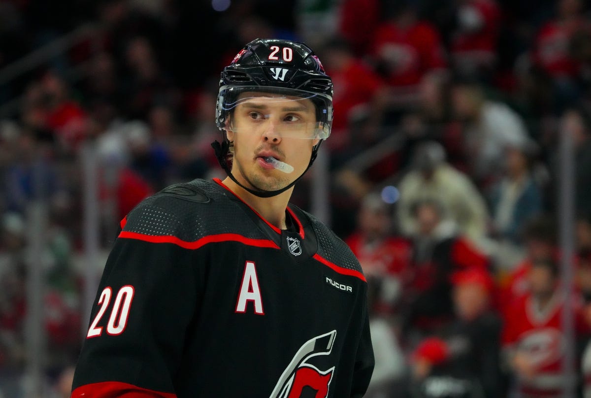 Carolina Hurricanes at Colorado Avalanche odds, picks and predictions