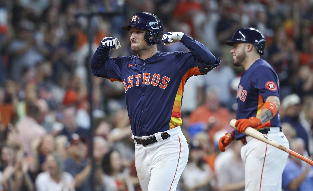 Alex Bregman’s reported openness to position change is huge for his MLB free agency