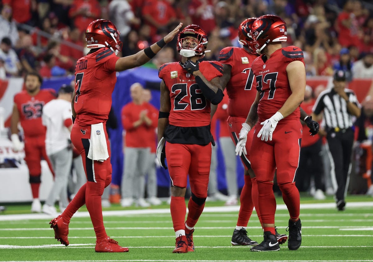 Watch: Texans RB Joe Mixon continues Pro Bowl season with epic TD run vs. Cowboys