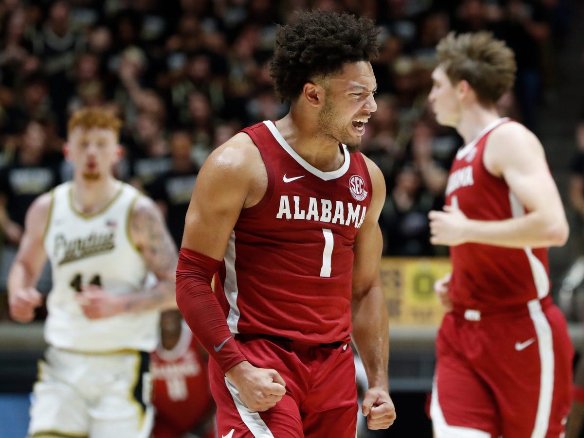 Players Era Championship Game: Oregon vs. Alabama odds, picks and predictions