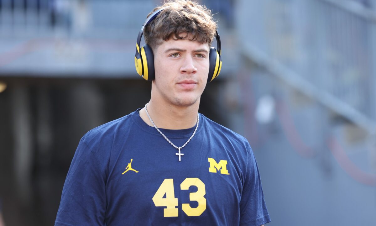 Versatile Michigan TE Deakon Tonielli making strides behind the scenes