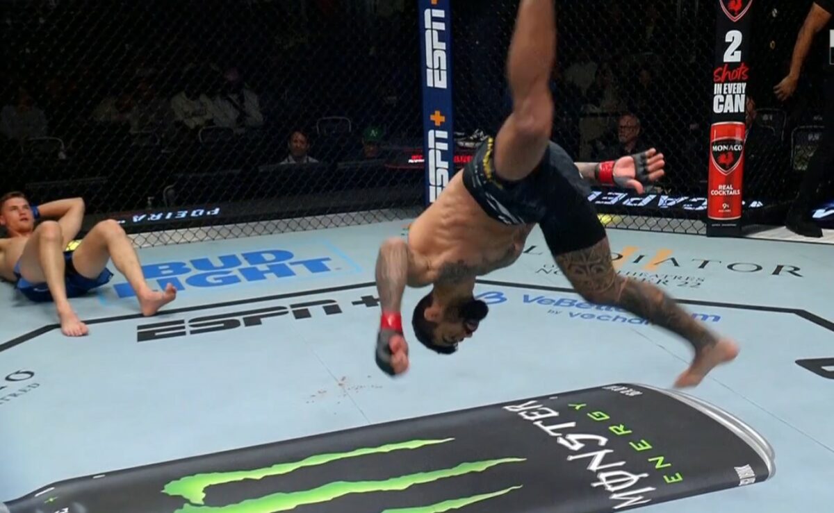 UFC Fight Night 247 video: Elizeu Zaleski dos Santos unleashes capoeira celebration after fast TKO