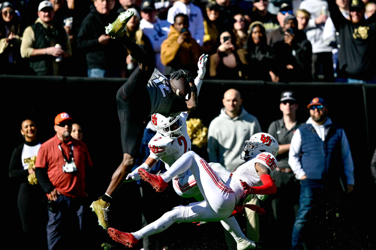 Gus Johnson wants Travis Hunter awarded the Heisman after the WR’s latest incredible catch