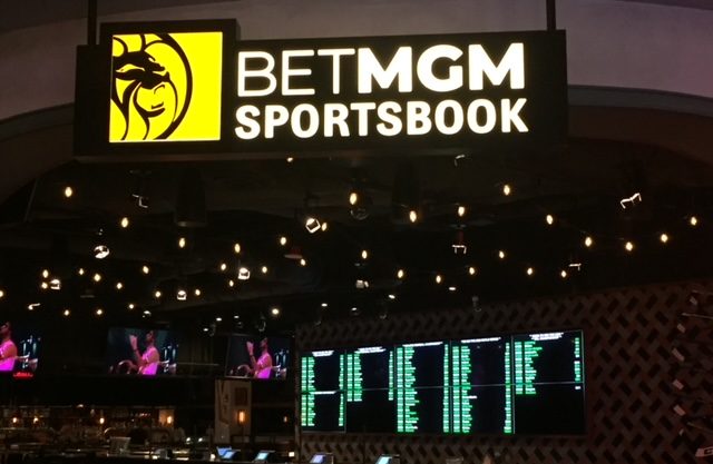 NFL public betting: Percentages & money splits