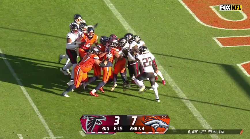 WATCH: Broncos players push Javonte Williams into end zone vs. Falcons