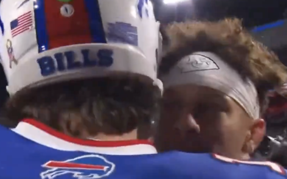 Mics picked up the classy message that Patrick Mahomes had for Josh Allen after the Bills’ win