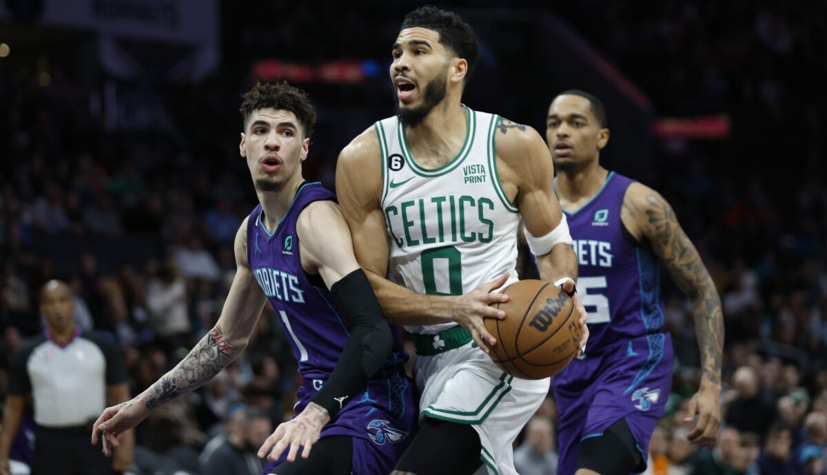 Boston Celtics at Charlotte Hornets odds, picks and predictions