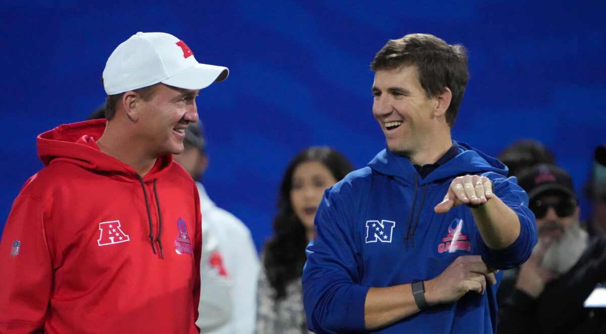 See it: Giants legend Eli Manning hits the headstand celly after Chiefs win