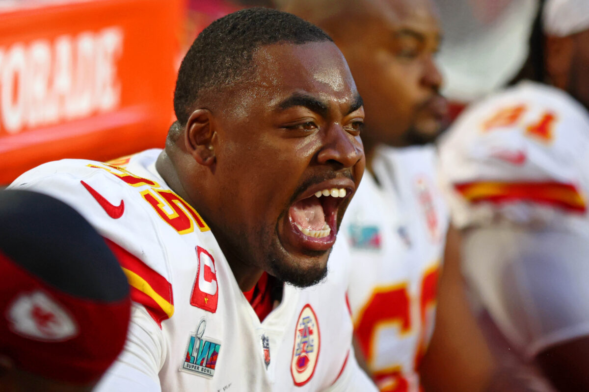 Chiefs DT Chris Jones responds to Travis Kelce’s hilarious viral stunt: ‘Caught me slipping’