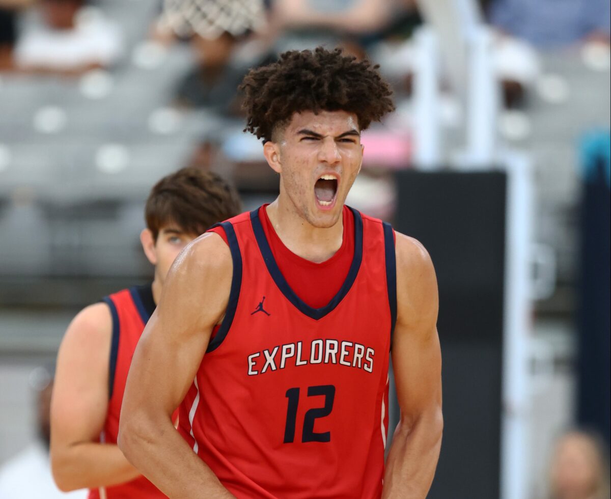 Cameron Boozer, 2025 Duke basketball commits officially sign with the Blue Devils